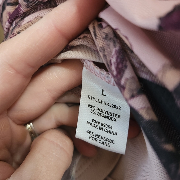 Kathy Ireland Blouse size Large - Picture 8 of 12